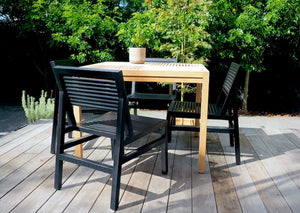 KLEEK OUTDOOR DINING TABLE & CHAIRS